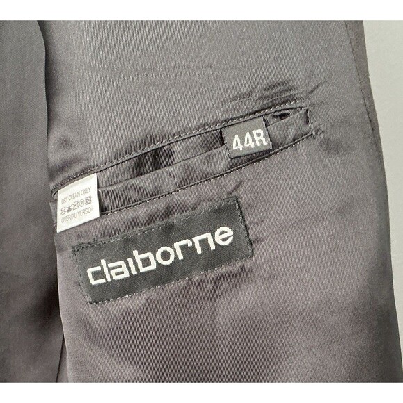 NEW Claiborne Essentials Suit Jacket Sport Coat Gray 2-Button Men’s Size 44R - Picture 4 of 4